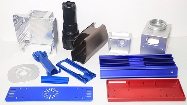 小批量铝合金精密零件加工精度如何调节？