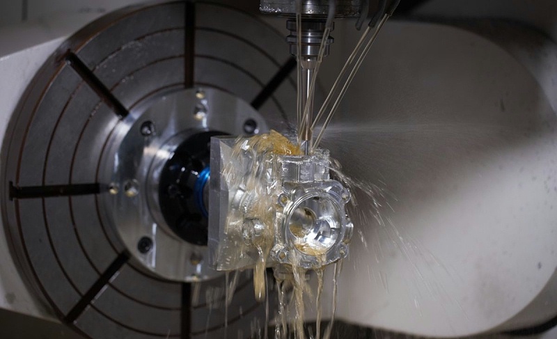 五轴精密零件加工