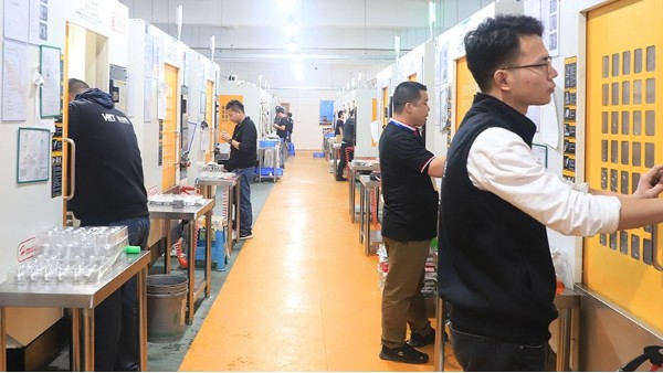 五轴cnc加工在汽车工业中的作用-深圳维多利亚老品牌vic119